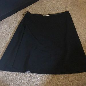 black skirt!